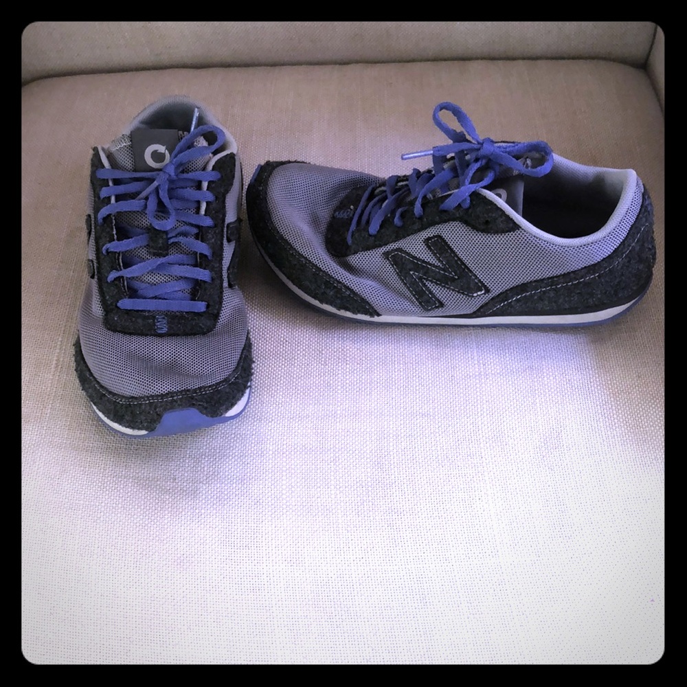 Women’s new balance grey felt and periwinkle